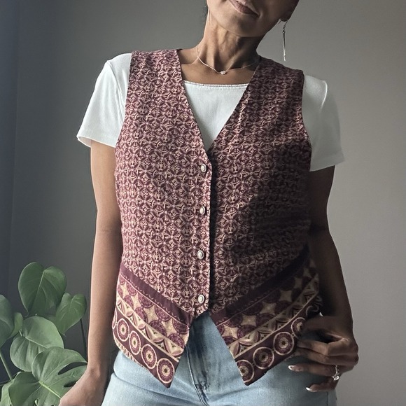 Jantzen Jackets & Blazers - Vintage Jantzen Vest Women's Size Large Maroon Brown Geometric Print  Boho 90s